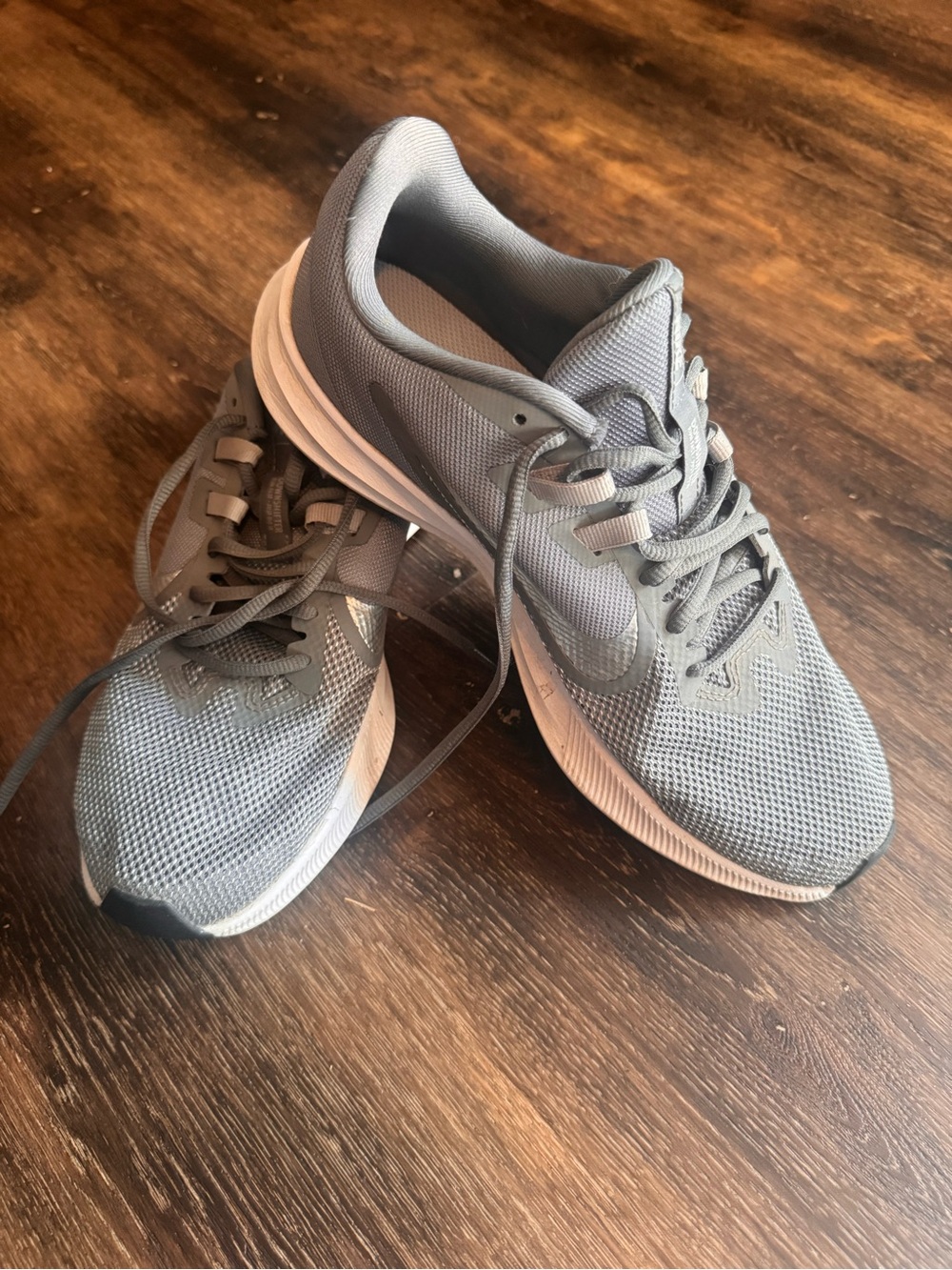 Nike Women’s Light Grey Mesh Training Sneakers